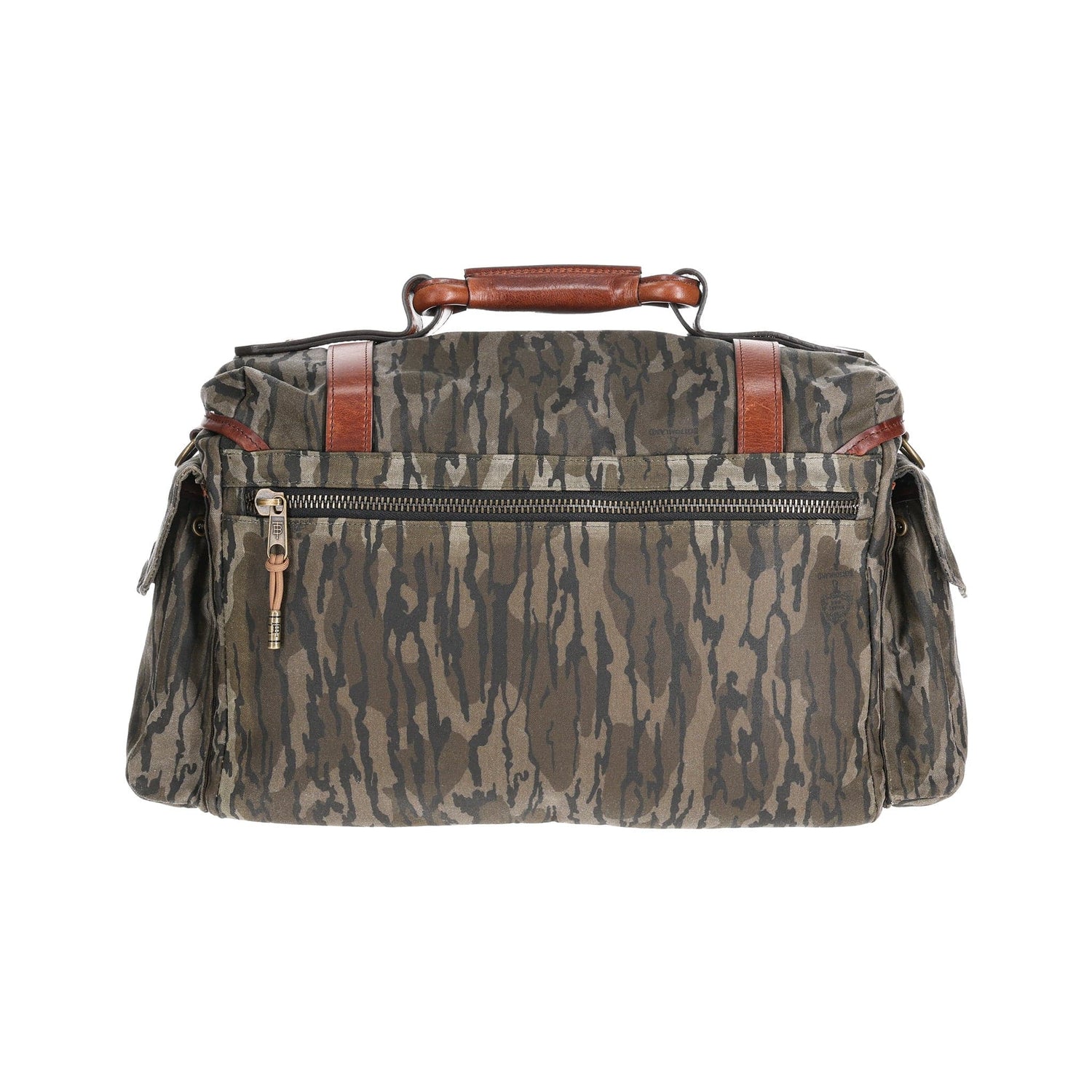 Tom Beckbes Canvas Field Bag in Mossy Oak Original Bottomland features brown leather handles and multiple zippered compartments.
