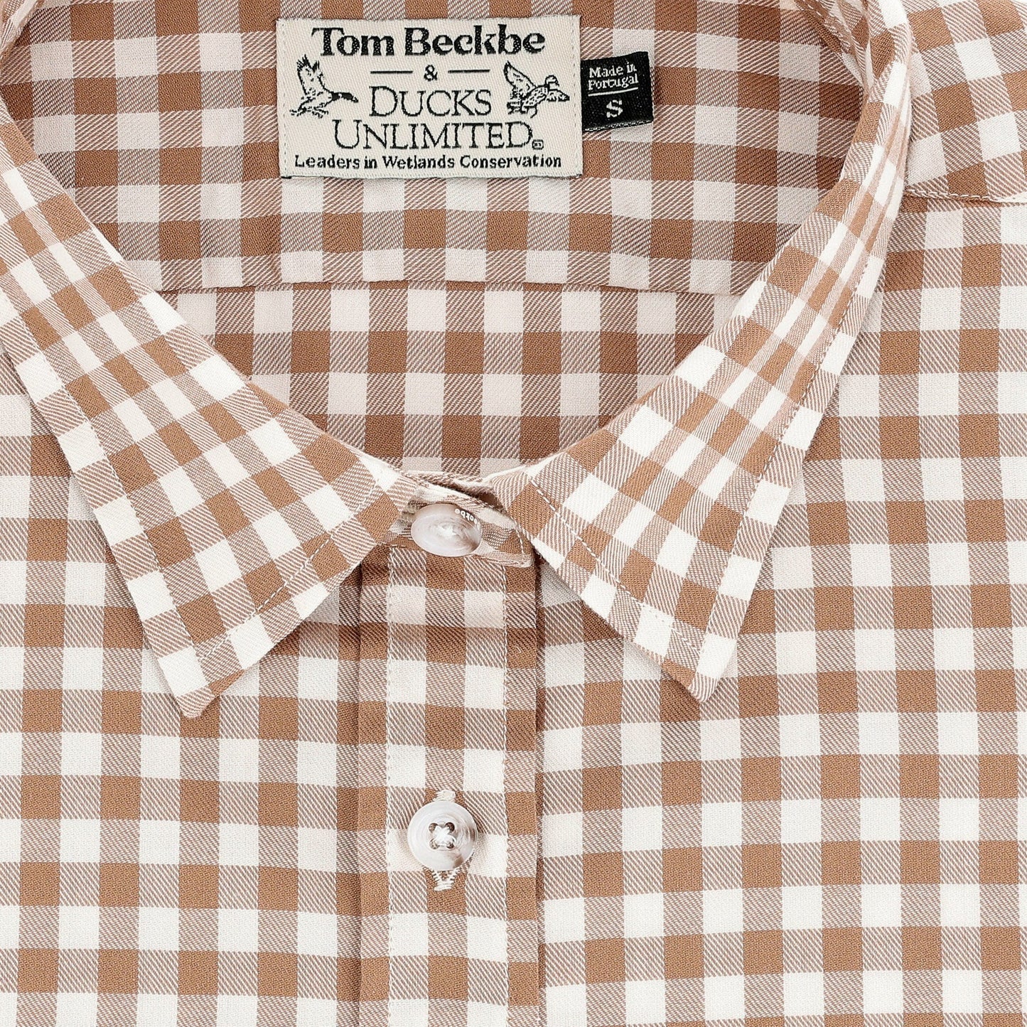 Close-up of the Womens Smyth Cotton Twill Shirt by Tom Beckbe with brown and white checks and classic collar.